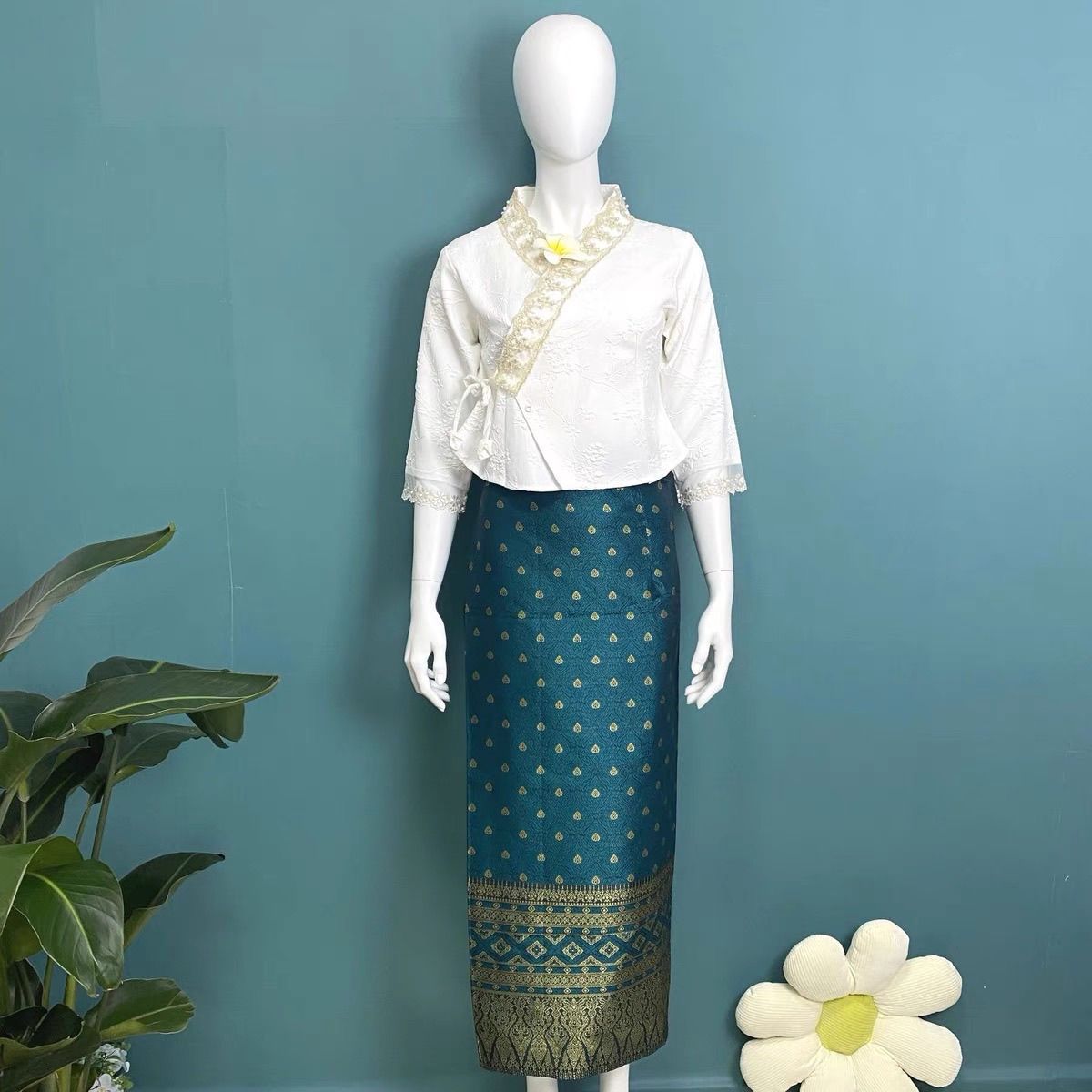 Women Thailand Myanmar women D – обзор и цена Ethnic Clothing & Online Fashion Store Khaadi Us