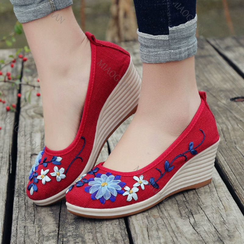 Embroidered Women Comfort Wedg – обзор и цена The Ethnic Fashion